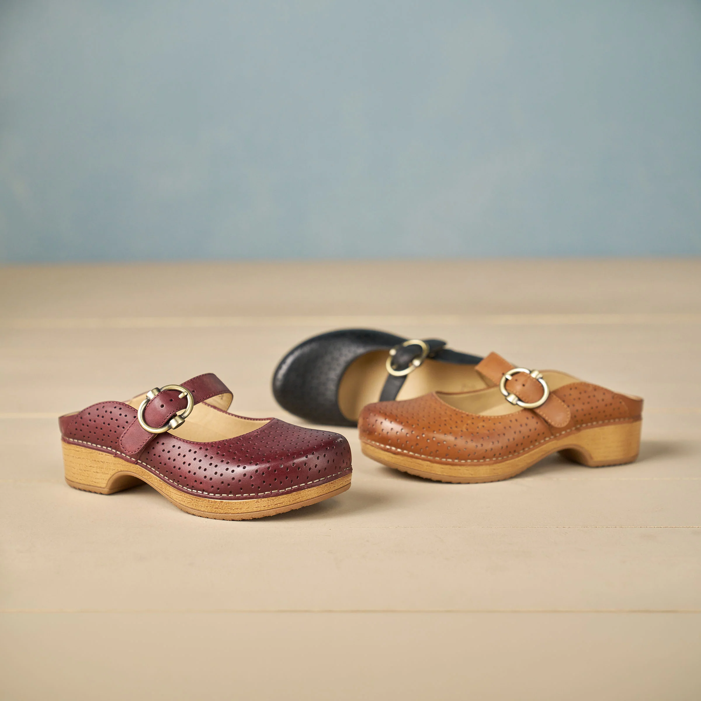 Blaire Clog Tan - Image 9