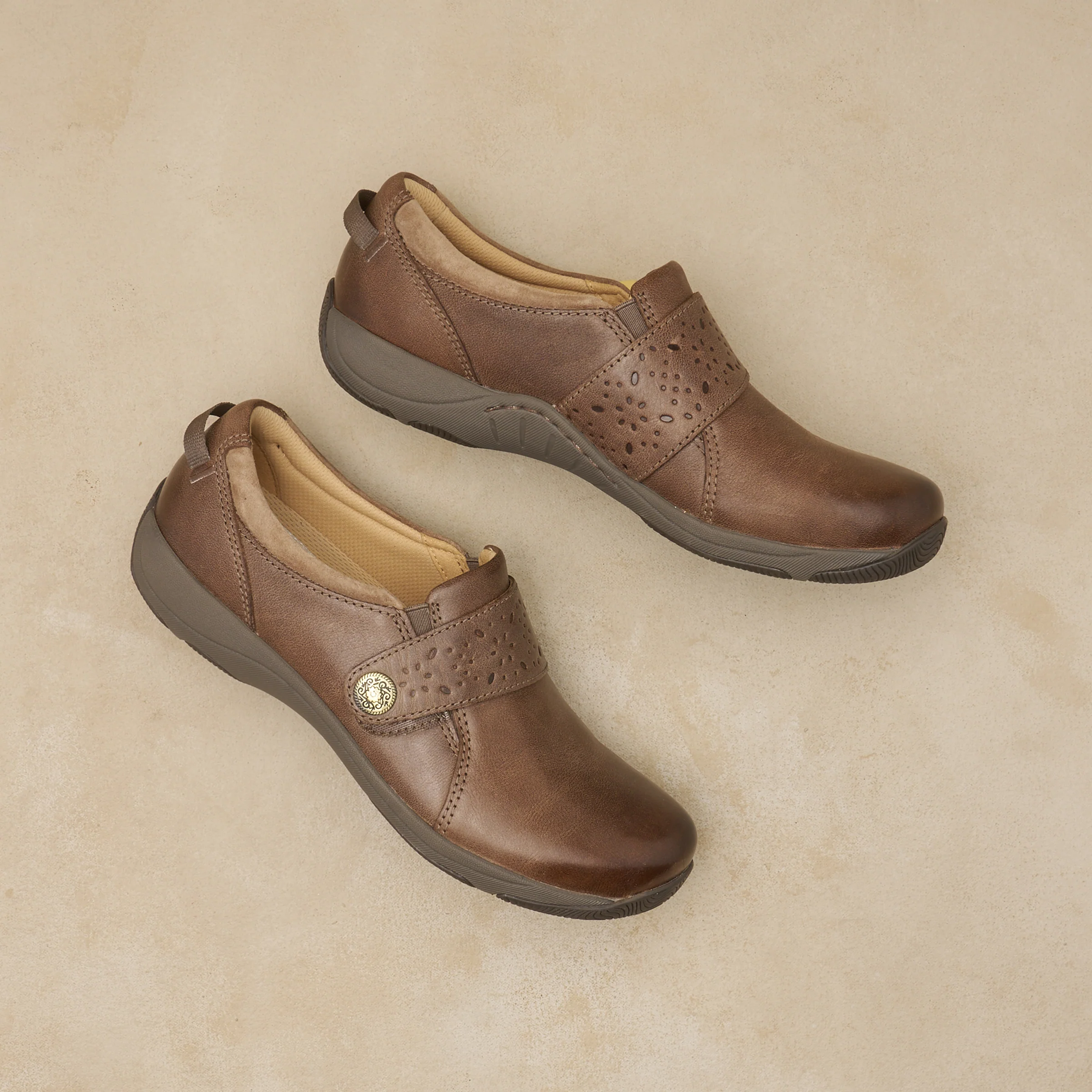 Sallie Stone Waxy Burnished - Image 7