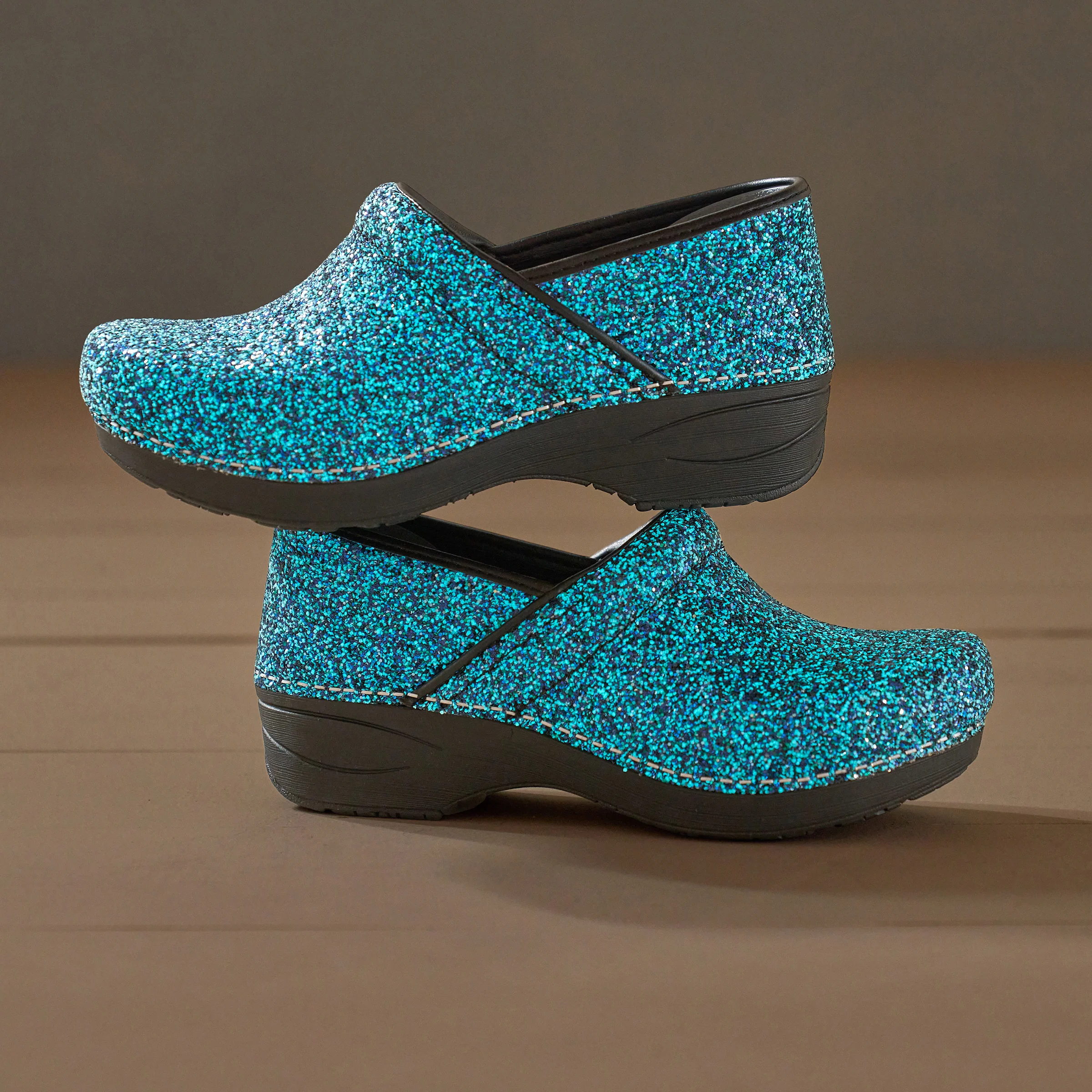 Wide XP 2.0 Night Glow Glitter - Image 8